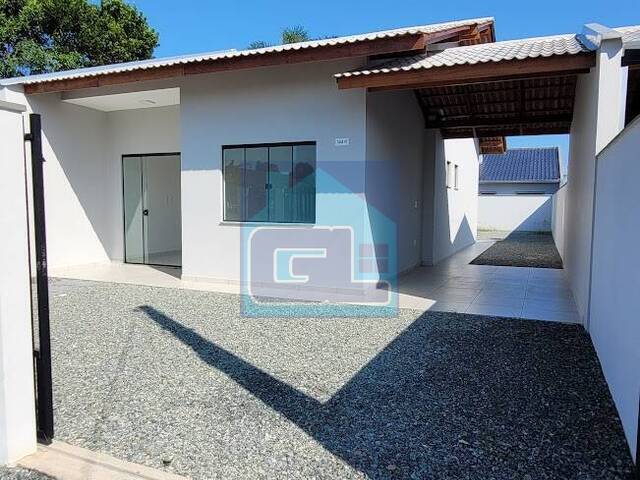 #27 - Casa para Venda em Barra Velha - SC